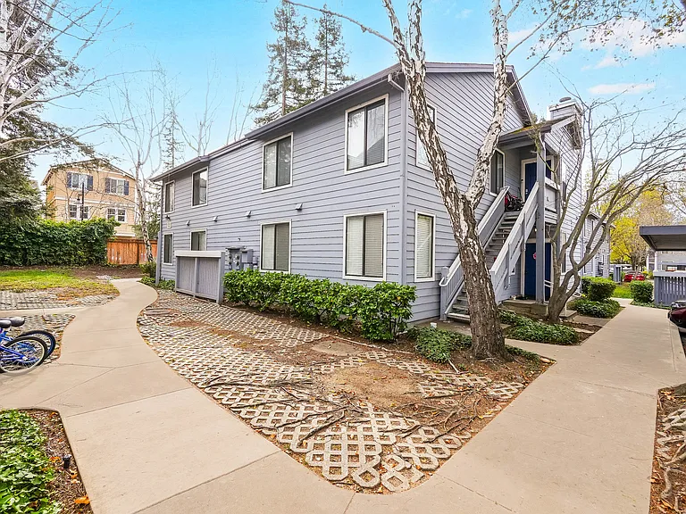 7126 Cross Creek Cir #D — Photo 38