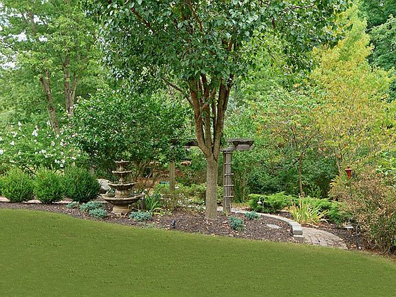 Gardens offer blooms almost year round! 