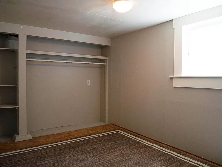 1725 N Killingsworth St — Photo 17