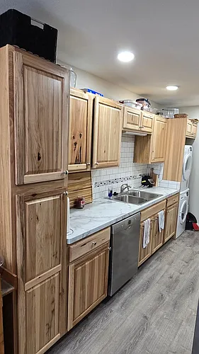 2 Bed, 1.5 Bath Townhome with Garage Near McKee Medical Center Photo 1