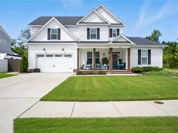 1012 Pernell Ln, Chesapeake, VA 23322