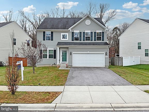 2nd image of 7811 Maple Run Ct