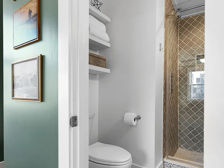 307 Avondale Dr — Photo 15