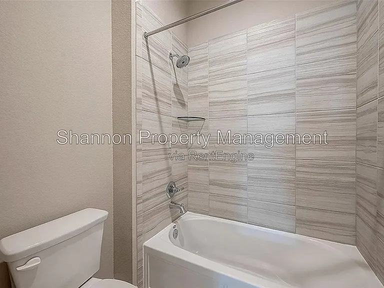 2559 Terrace Point Dr — Photo 36