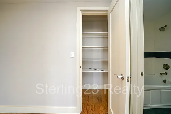 Rented by Sterling Realty Solution Inc | media 7