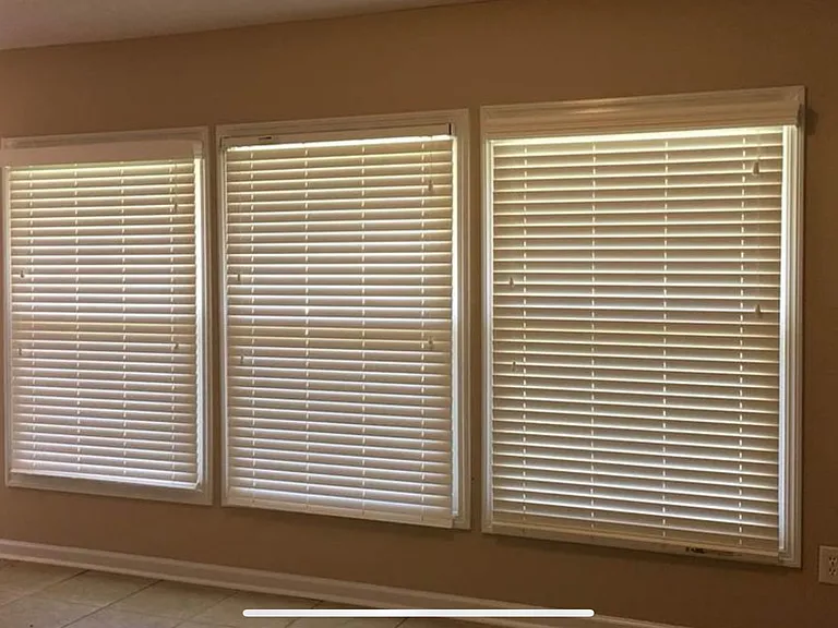 3519 Flamingo Rd SW — Photo 3