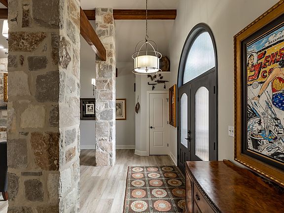 3rd image of 2142 Stone Oak