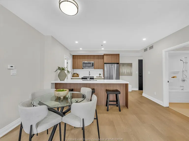 11646 Tecumseh Rd E #500 — Photo 25