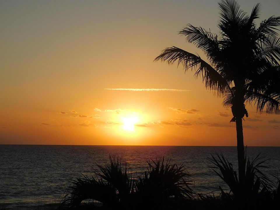 Sunrise from the deck of the condo.