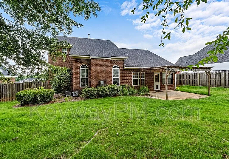 4890 Somerset Dr — Photo 26