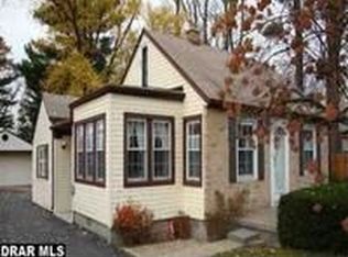 11252 Cape Cod St, Taylor, MI 48180