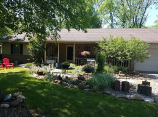 2924 S Walnut Hill Dr, Elmore, OH 43416