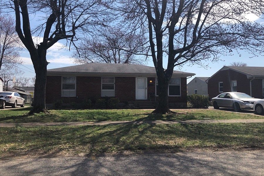 1st image of 2810 Girard Dr