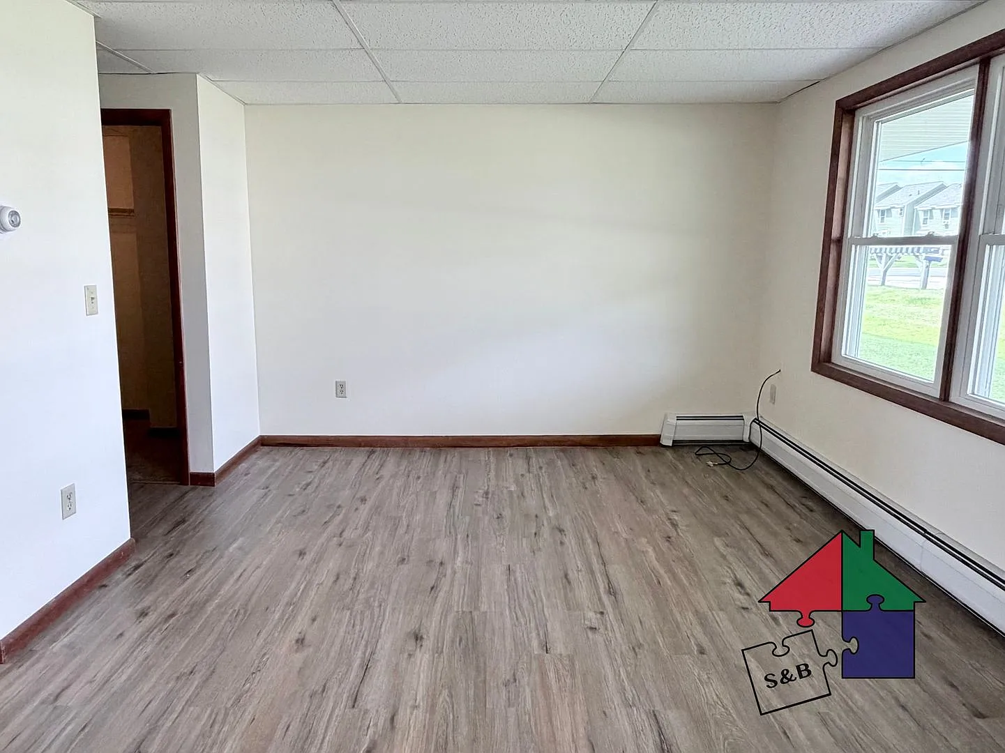 111-113 Allen St — Photo 3