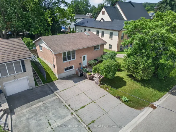 280 Charlotte St, Central Elgin, ON N5L 1A8