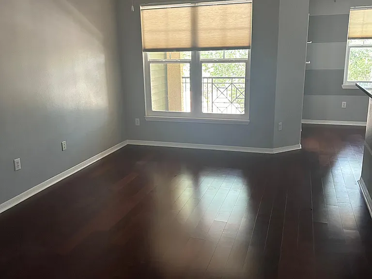 1810 E Palm Ave — Photo 5