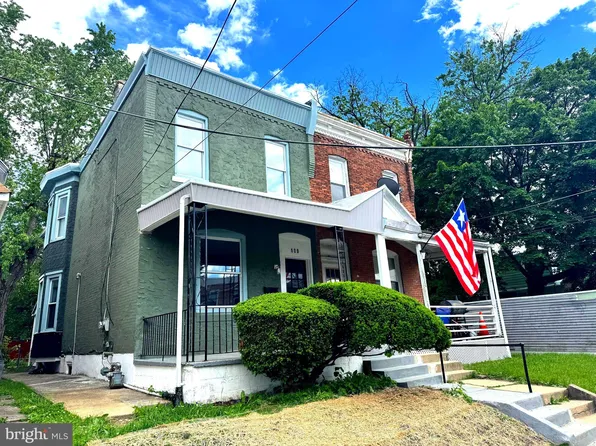 109 S 3rd St, Darby, PA 19023