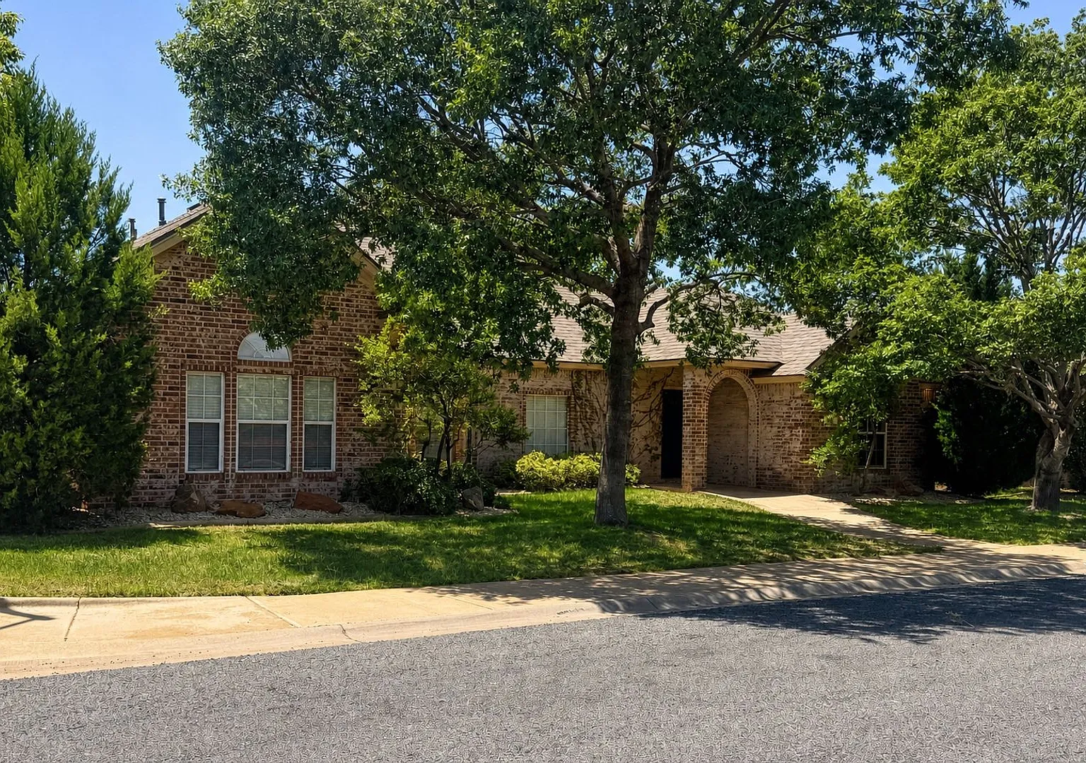 4-Bedroom, 3-Bath Wolfforth Home | Fireplace, Covered Patio & Frenship Schools — Photo 2