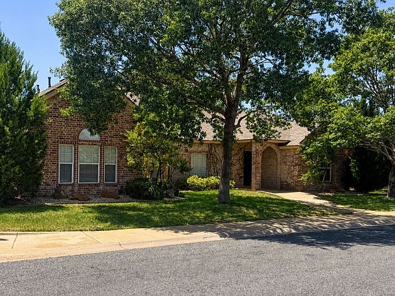 2nd image of 311 Longhorn St
