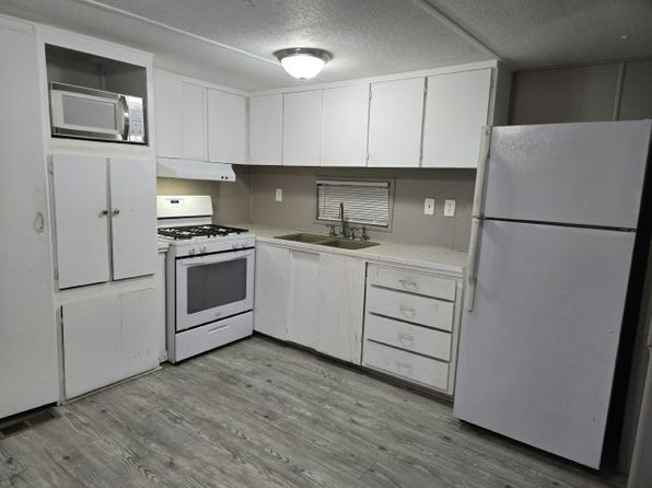 2038 Palm St SPACE 233, Las Vegas, NV 89104