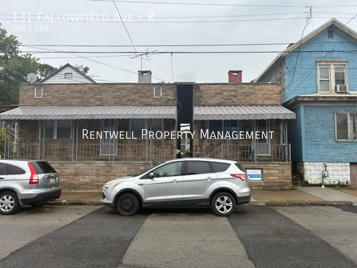 Private 3-Bedroom Rear-Unit Home with Spacious Basement — Photo 1