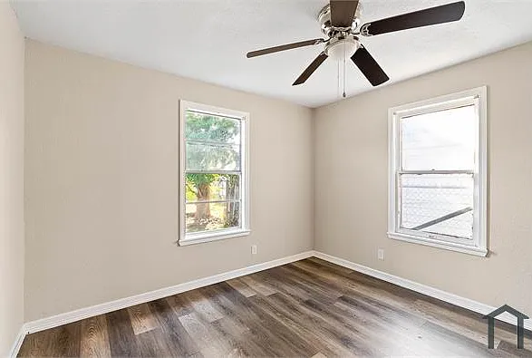 3 bed, 1200 sqft, $1,500 — Photo 4