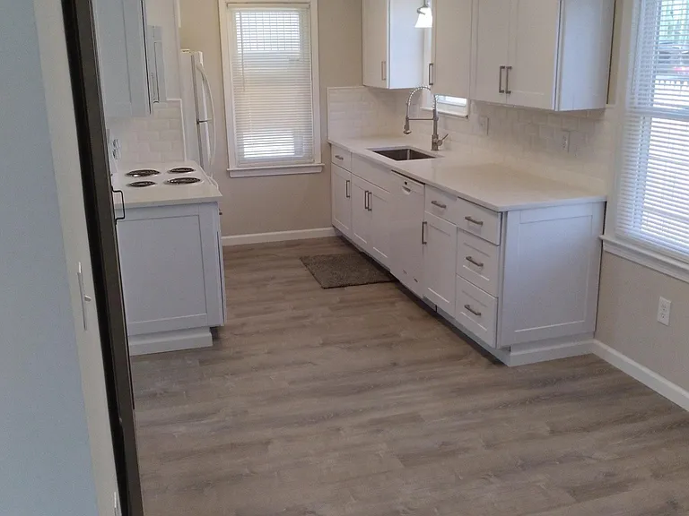 22933 Power Rd — Photo 12