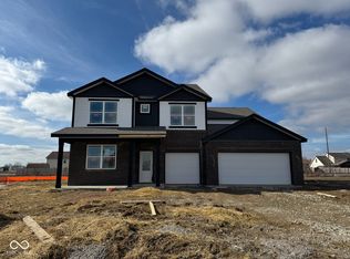 241 Ames Dr, Whiteland, IN 46184