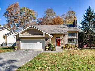203 Cheeskogili Ln, Loudon, TN 37774