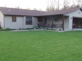 1759 Roslin Rd, Benton Harbor, MI 49022