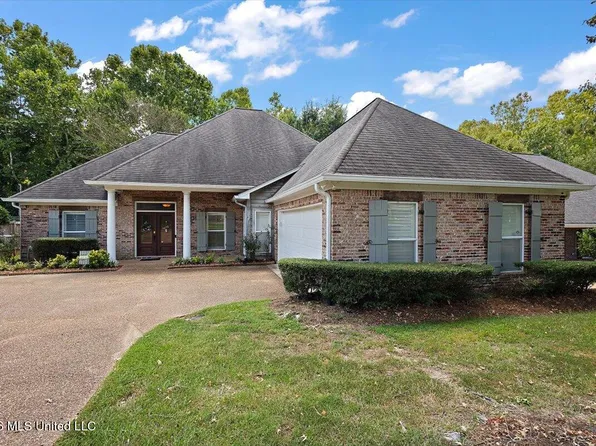 707 Highland Pl, Brandon, MS 39047