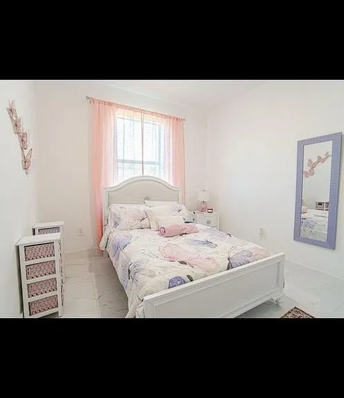 2425 Millie Ave S — Photo 6