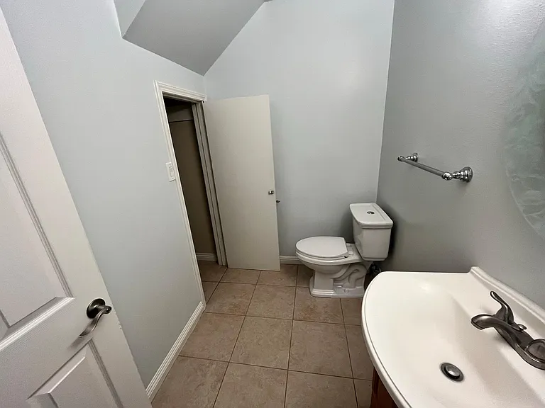 272 H St #B — Photo 8