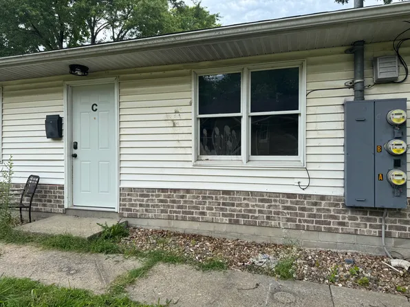 427 N 16th St APT C, Murphysboro, IL 62966