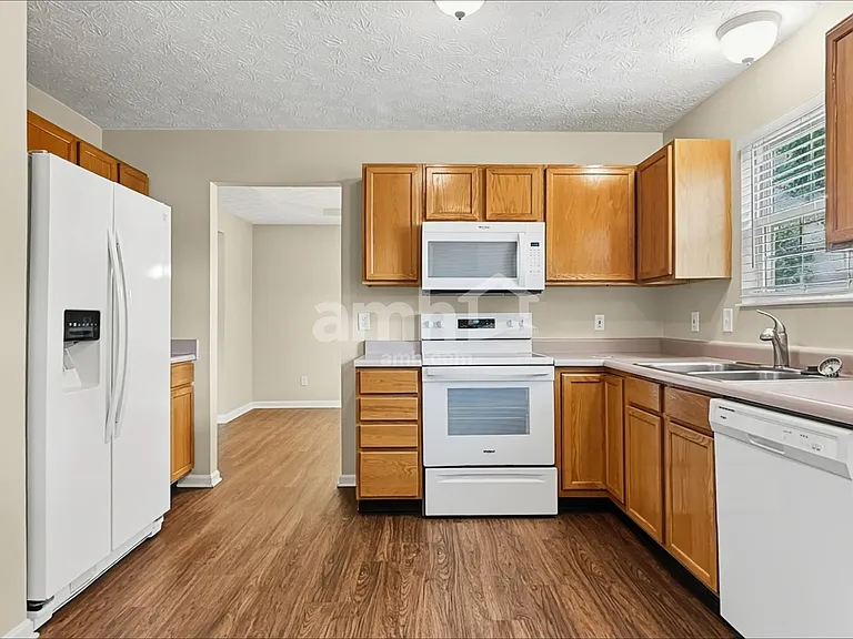 397 Misty Dawn Dr — Photo 3