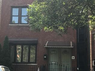 914 S Oakley Blvd #1, Chicago, IL 60612
