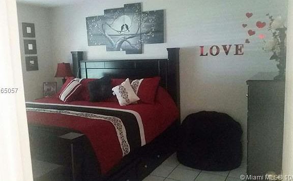 4th image of 4212 SW 136th Pl #0
