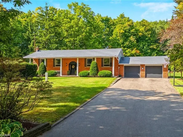 2157 Side Road 8, Burlington, ON L7P 0M4