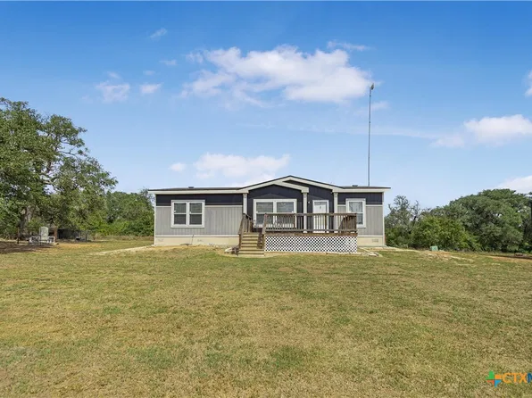 458 L Hrabovsky Rd, Yoakum, TX 77995