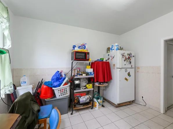 6511 Hudson Avenue image 11 of 18