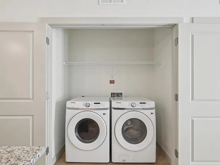 In-Unit-Laundry