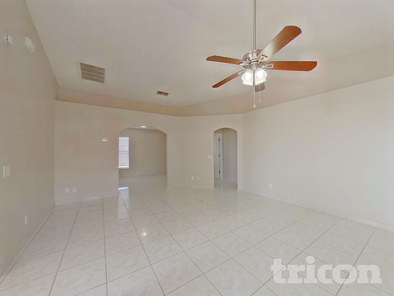 2nd image of 441 Briar Bay Cir