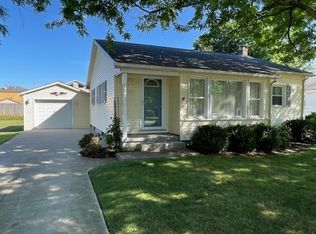 7383 Chestnut St, Fairview, PA 16415