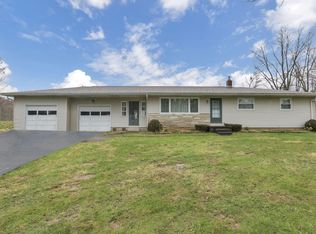 400 Rainbow Dr NW, Lancaster, OH
