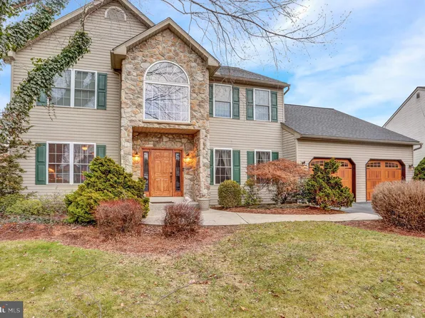 3507 Kickapoo Dr, Reading, PA 19608