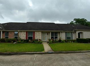 1210 Glenmeadow Dr, Beaumont, TX 77706