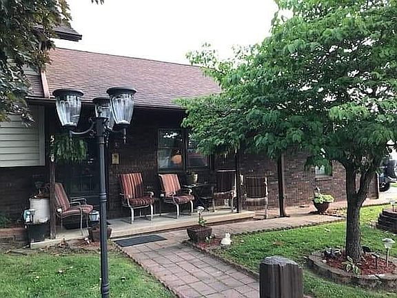 3rd image of 545 Argonne St