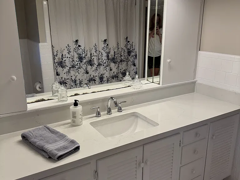 4637 Oakview Dr — Photo 24