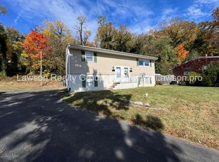 Suburban 739-741, Roanoke, VA 24015