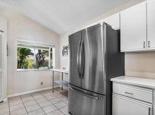 16 Blenheim Ct, Palm Beach Gardens, FL 33418